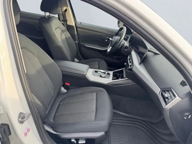 BMW 320 320d Touring xDrive