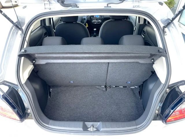 Mitsubishi Space Star Star