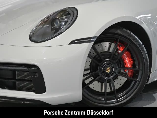 Porsche 992 4 Carrera Coupé GTS