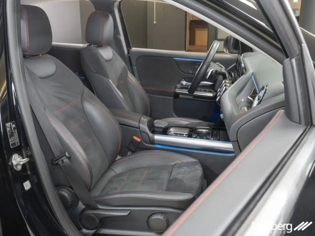 Mercedes-Benz GLA 180 AMG Line