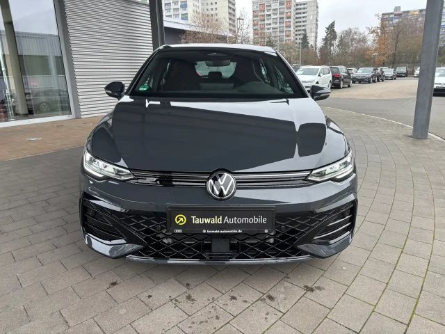 Volkswagen Golf 1.5 TSI R-Line