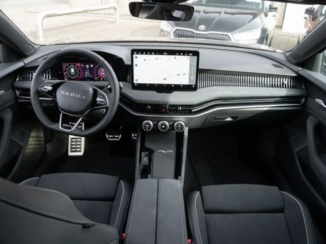 Skoda Superb 2.0 TDI Combi Sportline