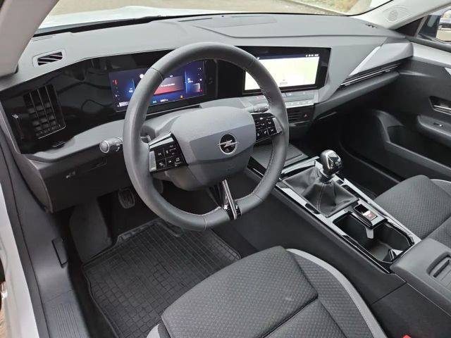 Opel Astra 1.2 Turbo Sports Tourer Turbo