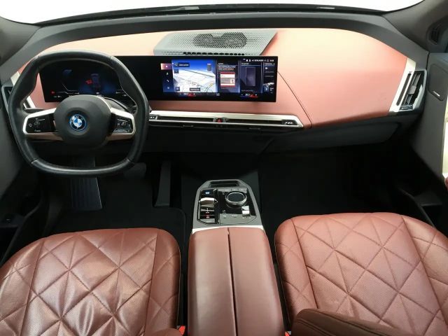 BMW iX xDrive40