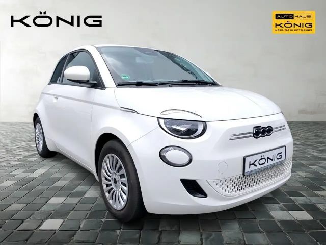 Fiat 500e *CarPlay*Android Auto*Klima*Radio