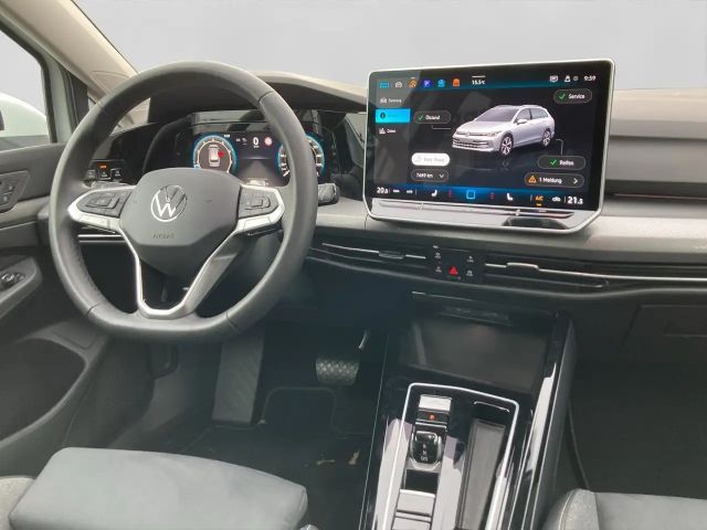 Volkswagen Golf 1.5 eTSI DSG Style Variant