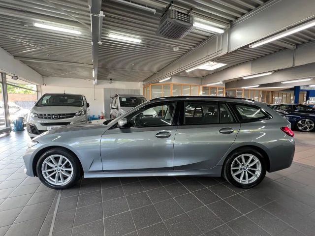 BMW 318 318d Touring
