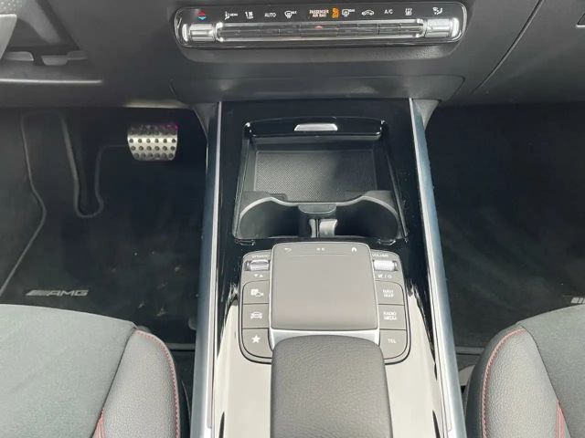 Mercedes-Benz EQA 300 4MATIC AMG Line