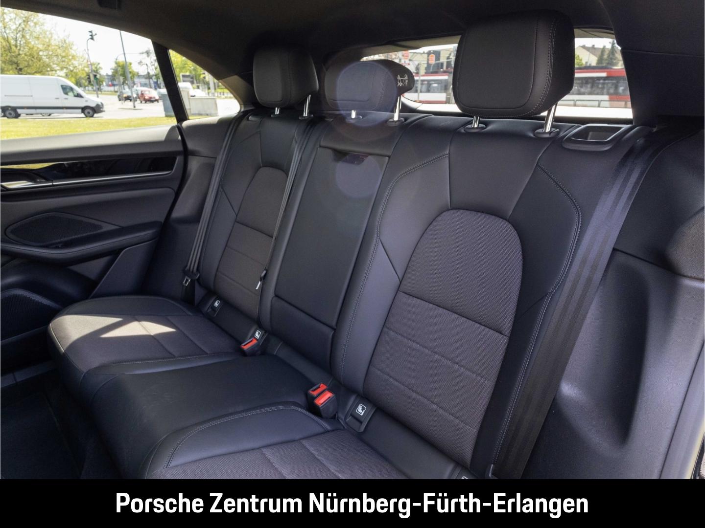 Porsche Macan BOSE Panoramadach Luftfederung Lenkradheiz
