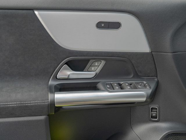 Mercedes-Benz GLA 250 4MATIC