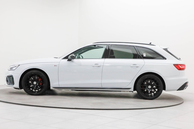 Audi A4 40 TFSI Avant Quattro S-Line S-Tronic