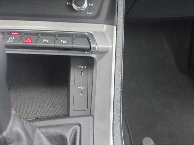 Audi Q3 35 TDI S-Tronic