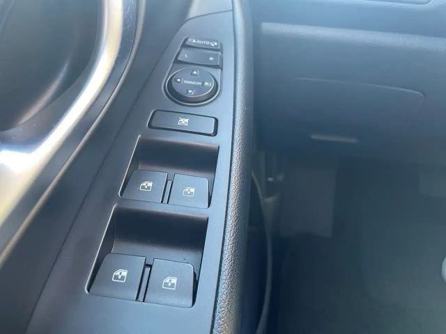 Hyundai i30 i30 Kombi *Multimediaradio; viel Platz*