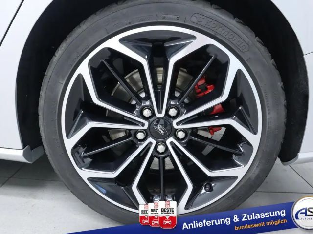 Ford Focus ST Line Wagon