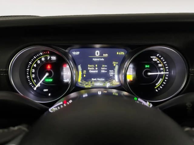 Jeep Wrangler Sahara