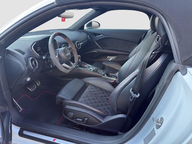 Audi TTS Quattro Roadster S-Tronic