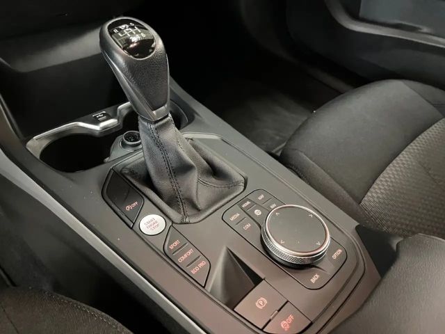 BMW 116 116i 5-deurs Sedan