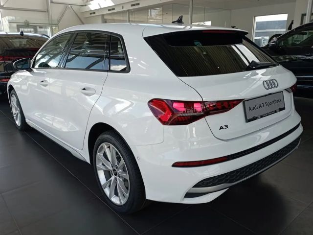 Audi A3 30 TFSI Sedan