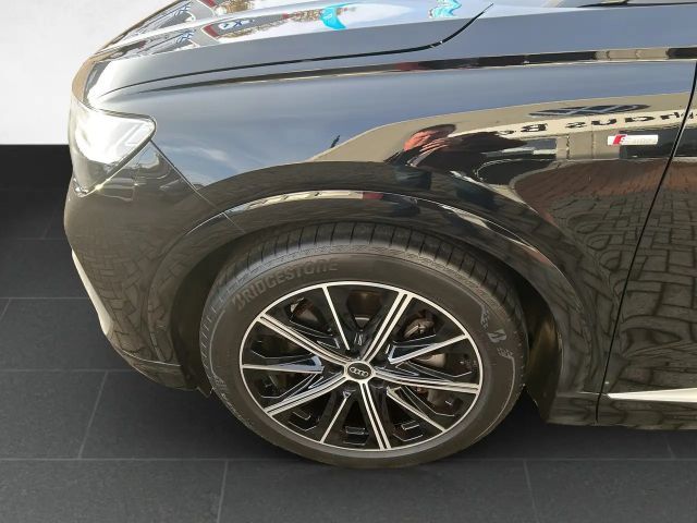 Audi e-tron /Rückfahrk/Matrix/Sitzhz