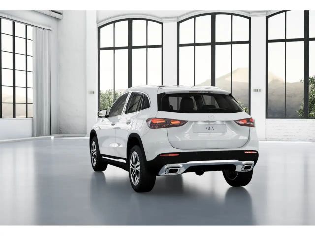 Mercedes-Benz GLA 200 Progressive