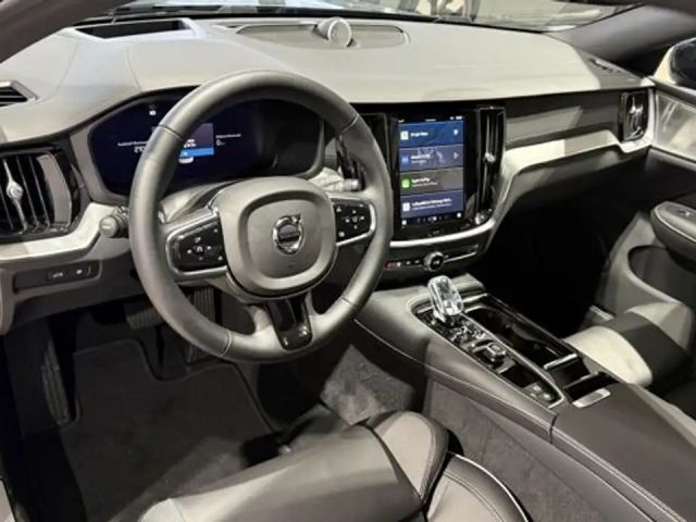 Volvo S60 AWD Dark Recharge Ultimate