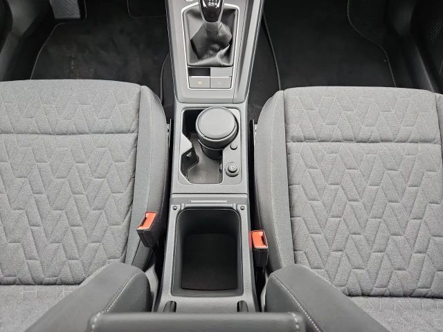 Volkswagen Golf 1.5 TSI Golf VIII Life