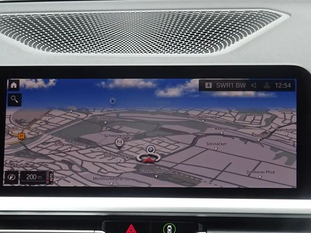 BMW 320 320i Sedan Sport Line