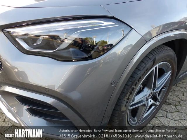 Mercedes-Benz GLA 180 AMG Line