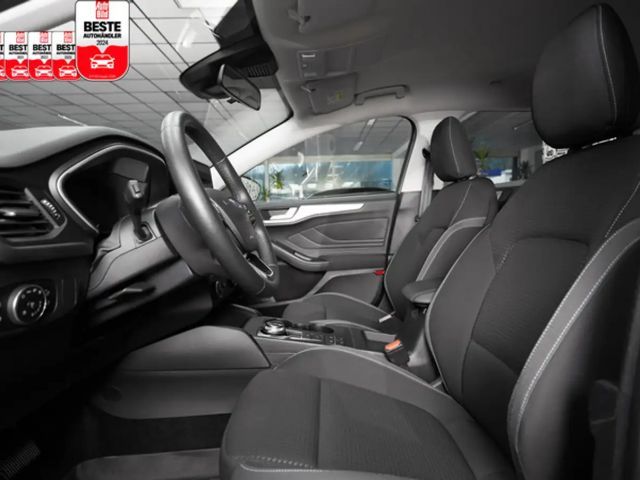 Ford Focus Cool & Connect Wagon