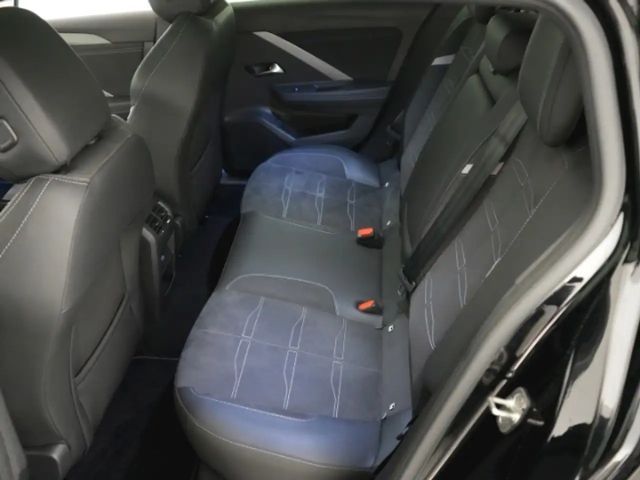 Opel Astra Sports Tourer Ultimate