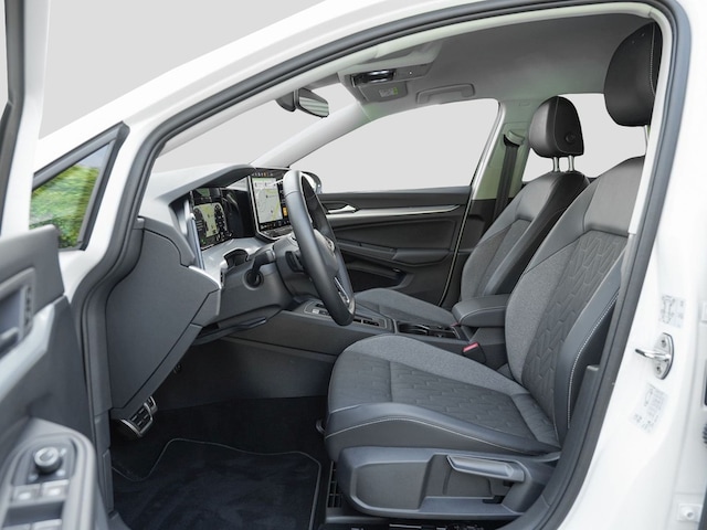 Volkswagen Golf 1.5 eTSI DSG