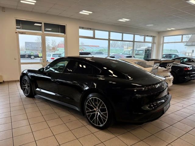 Porsche Taycan Performance Plus