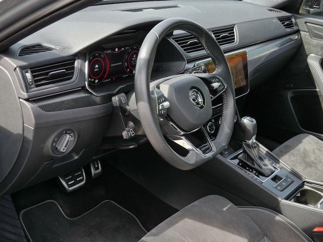 Skoda Superb 2.0 TDI Combi Sportline