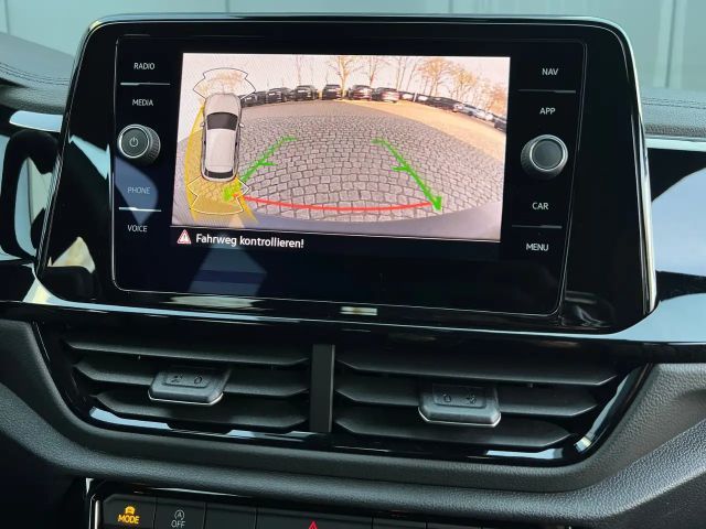 Volkswagen T-Roc 1.5 TSI DSG R-Line