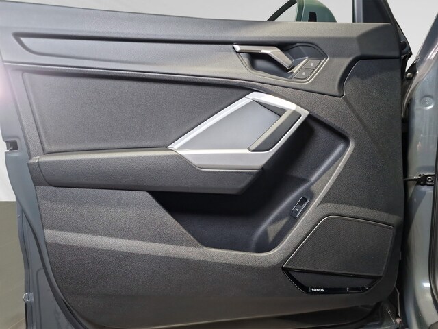 Audi Q3 35 TDI S-Tronic