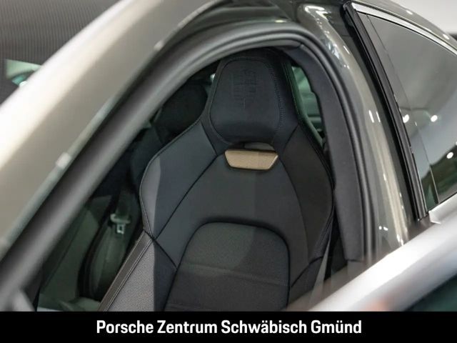 Porsche Panamera 4 E-Hybrid