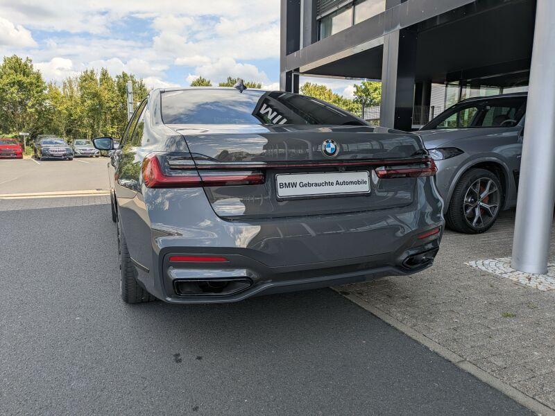 BMW 730 730d Sedan