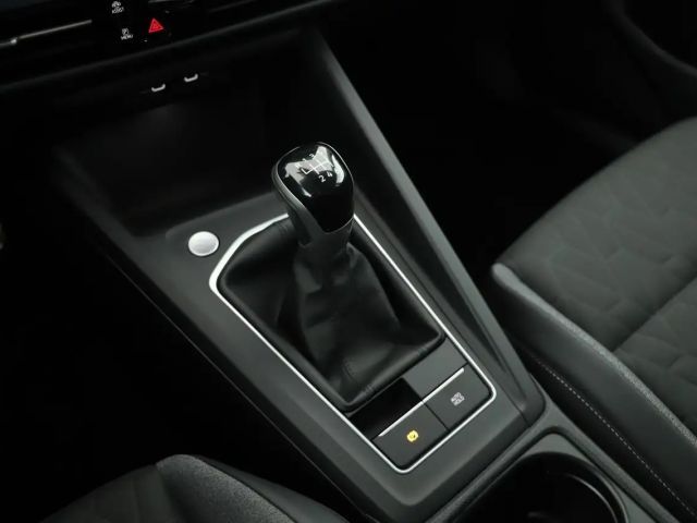 Volkswagen Golf 1.5 TSI Golf VIII IQ.Drive