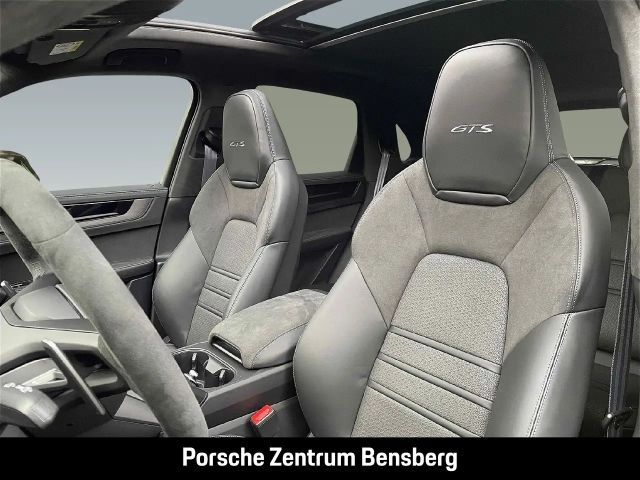Porsche Cayenne GTS
