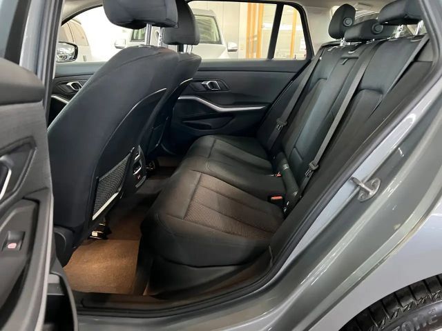 BMW 318 318d Touring