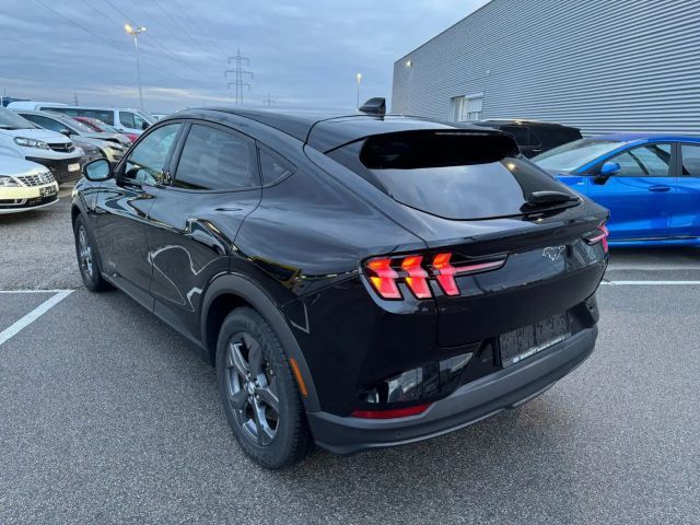 Ford Mustang Mach-E Standard range