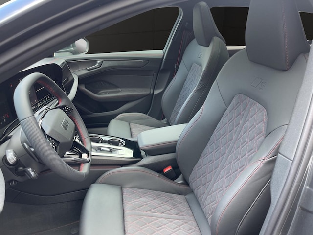 Audi A6 e-tron Avant Quattro