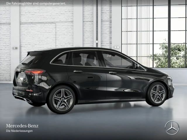 Mercedes-Benz B 180 AMG Line Sedan