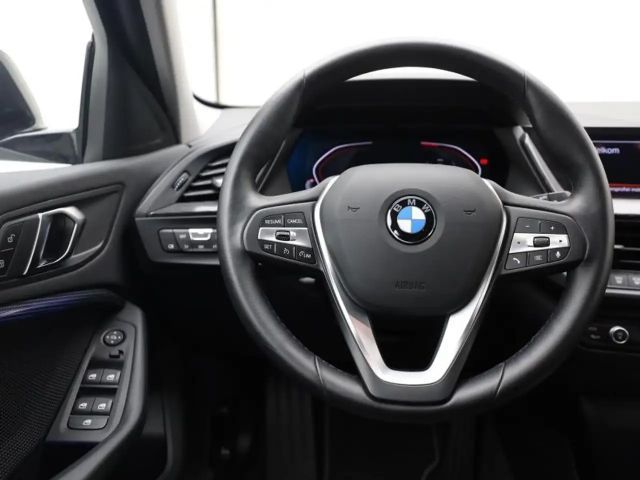 BMW 116 Sedan Sport Line