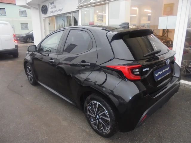 Toyota Yaris Design Paket Hybride