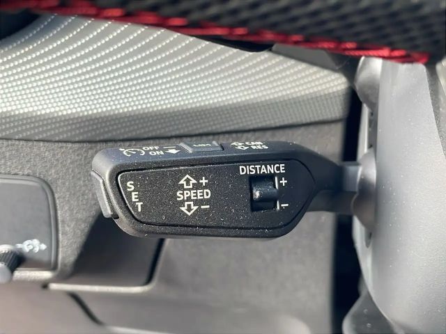 Audi Q2 35 TFSI S-Line