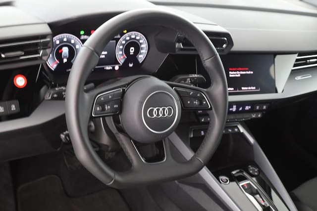 Audi A3 30 TFSI S-Tronic Sportback