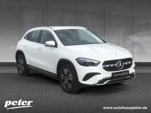 Mercedes-Benz GLA 200 Progressive