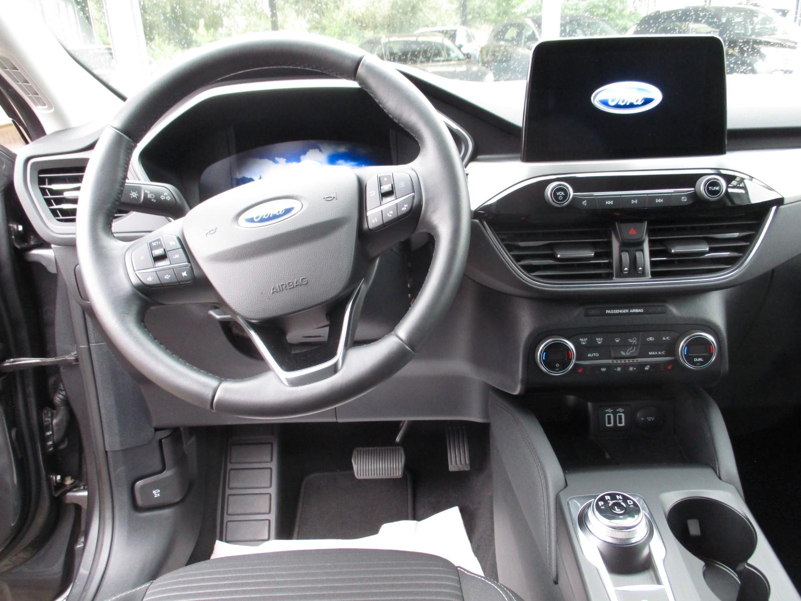 Ford Kuga 4x4 AWD Hybrid Titanium