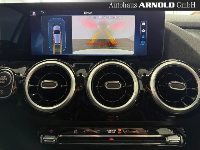 Mercedes-Benz B 200 Progressive Sedan